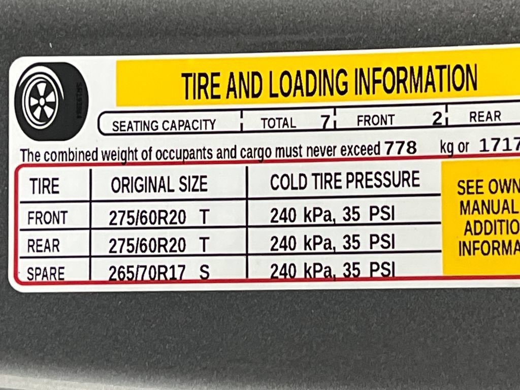 Used 2025 GMC Yukon XL Denali RWD image 78