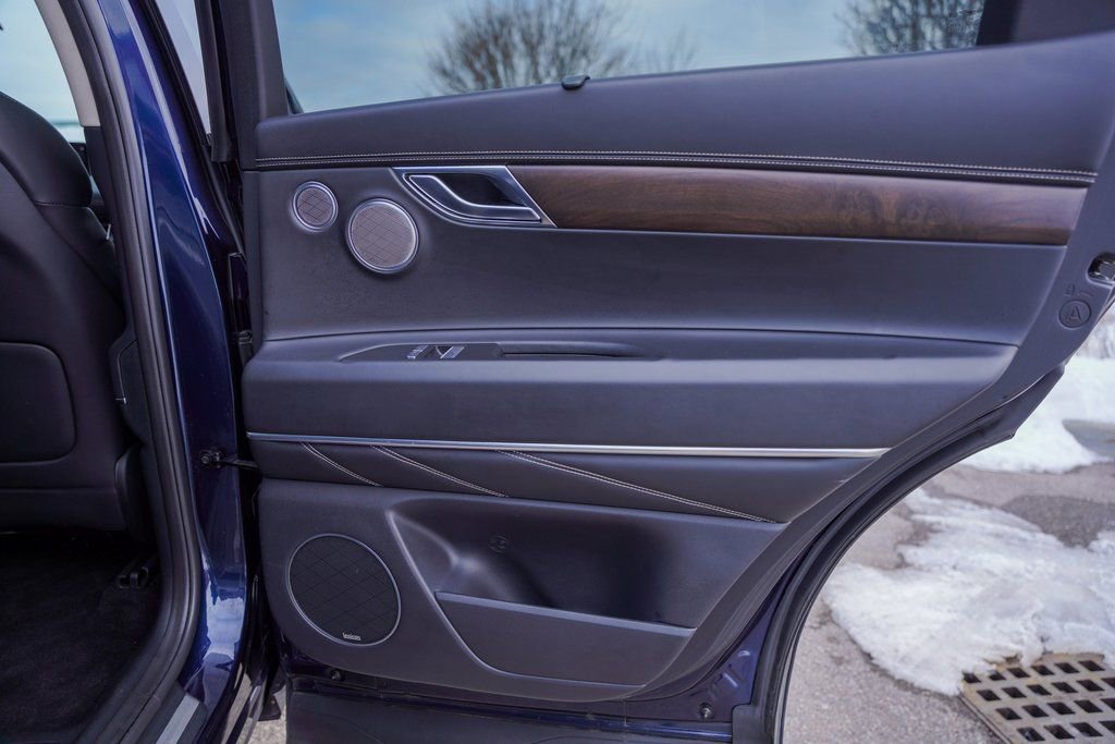 Used 2022 Genesis GV80 3.5T Advanced + w/ Cargo Package image 52