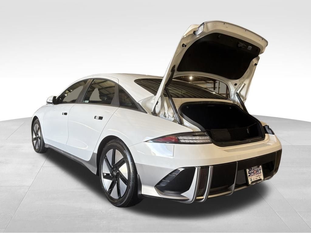 Used 2024 Hyundai Ioniq 6 SE image 15