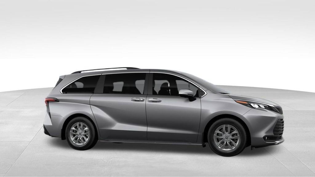 New 2026 Toyota Sienna XLE image 13