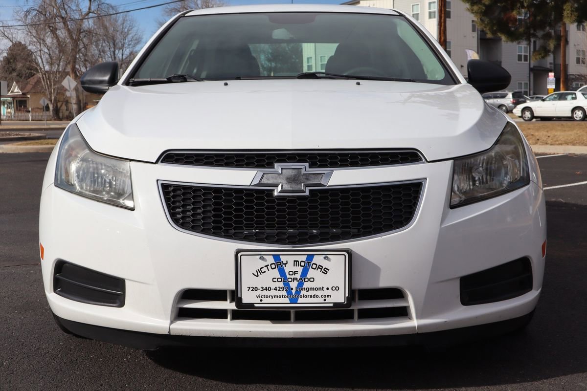 Used 2014 Chevrolet Cruze LS image 13