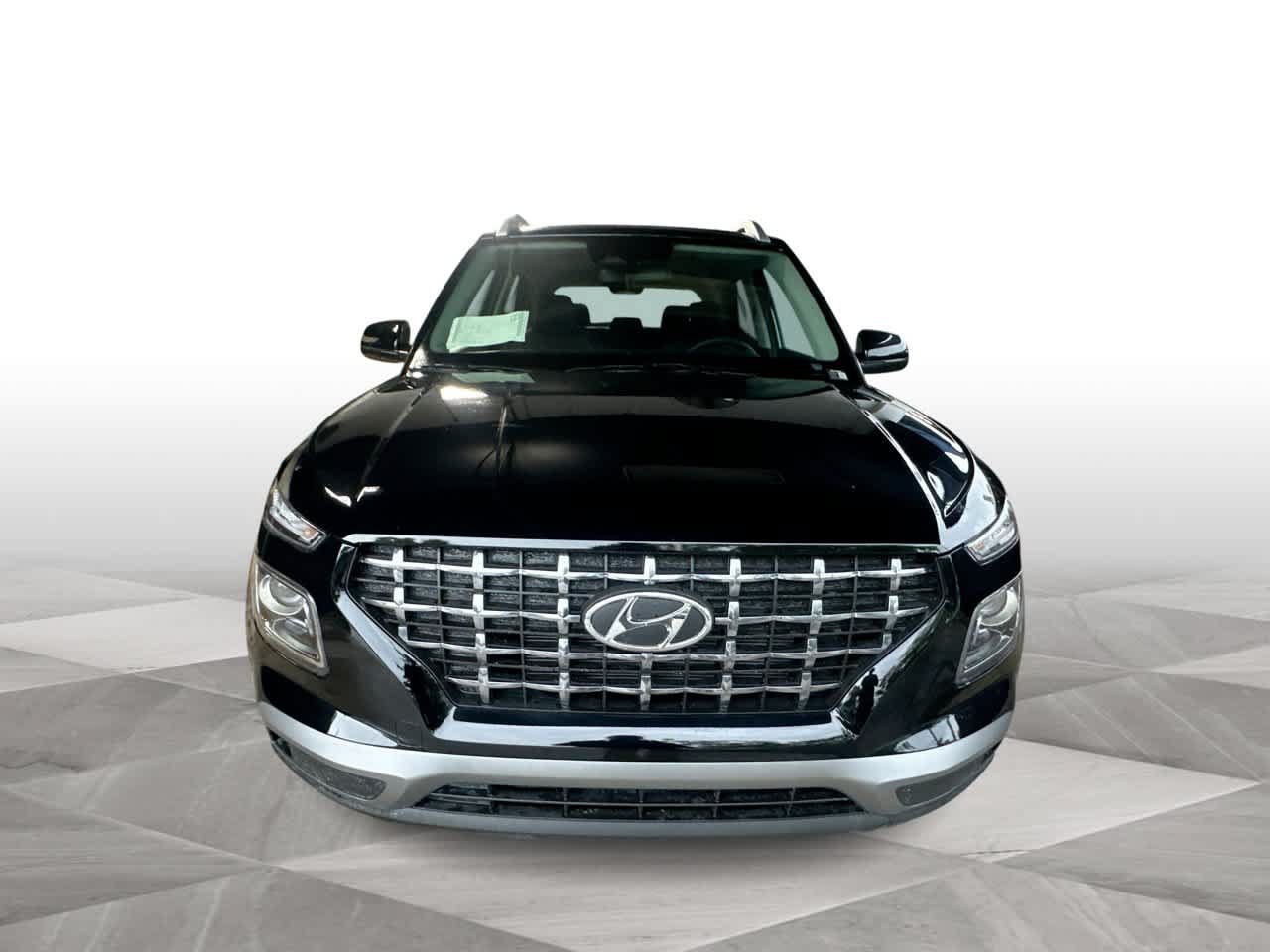 New 2026 Hyundai Venue SEL FWD image 3