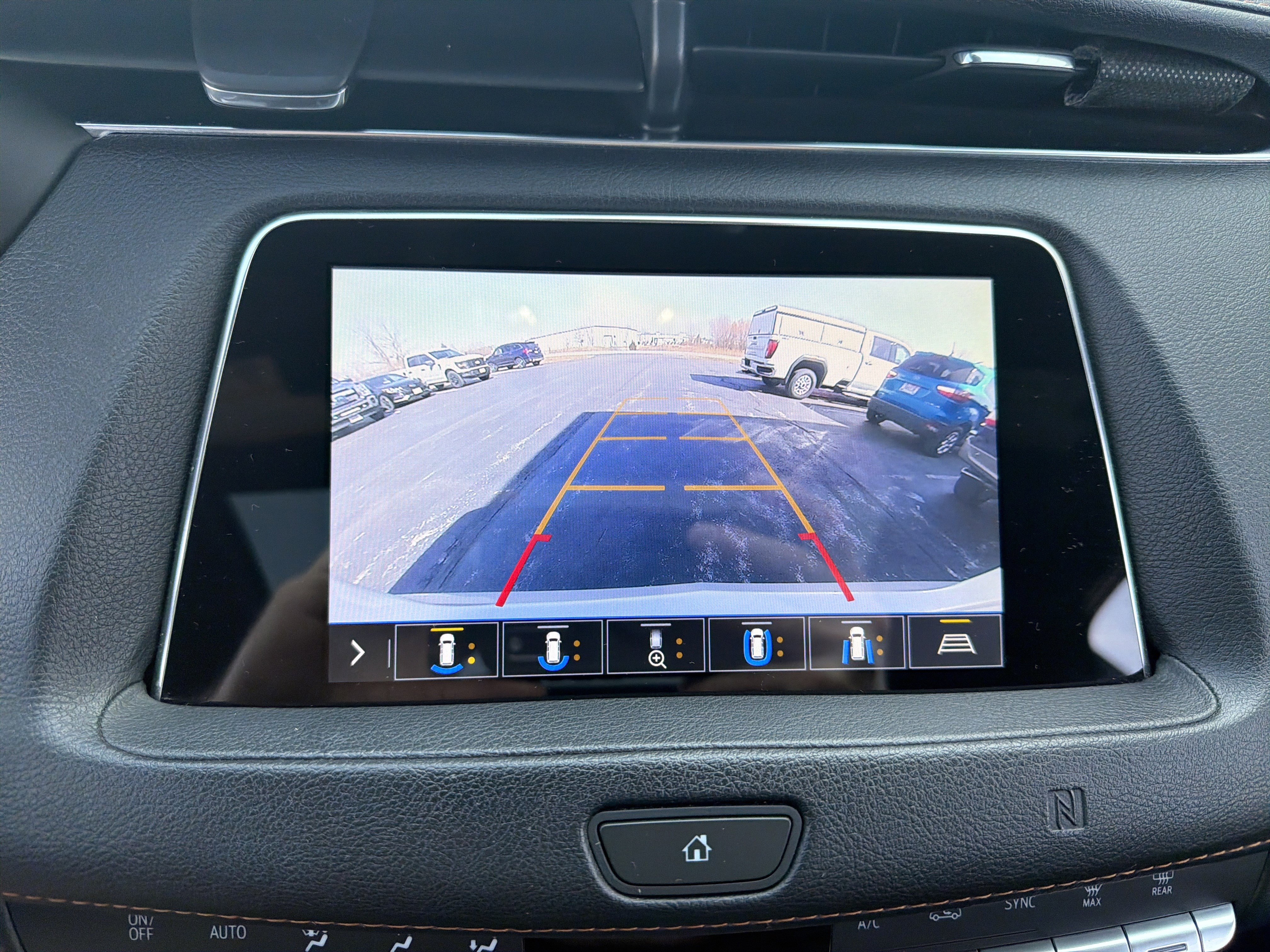Used 2019 Cadillac XT4 Sport image 34