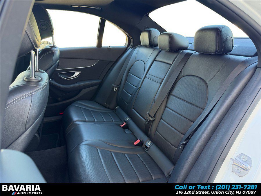 Used 2019 Mercedes-Benz C 300 4MATIC Sedan image 16