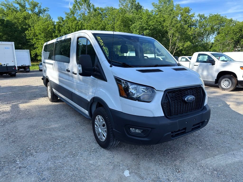 Used 2024 Ford Transit 350 XLT RWD image 2