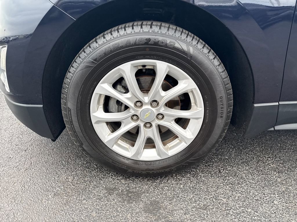 Used 2020 Chevrolet Equinox LS w/ LS Convenience Package FWD image 29