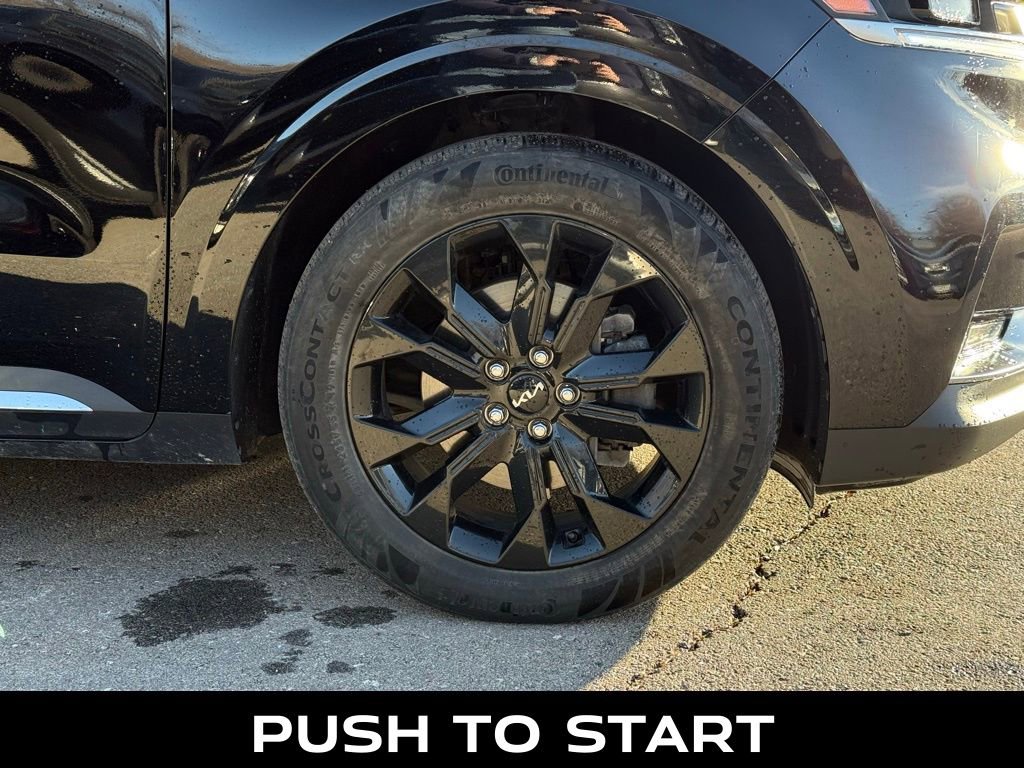 Certified 2023 Kia Carnival SX image 5