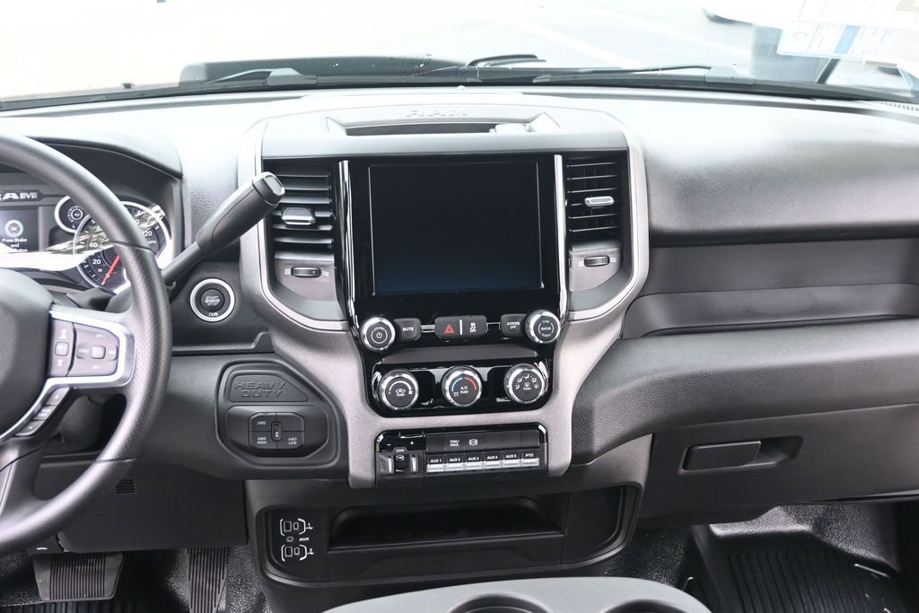 New 2026 RAM 3500 Tradesman AWD/4WD image 25