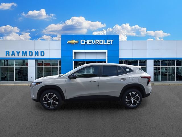 New 2026 Chevrolet Trax RS w/ Sunroof Package FWD image 7