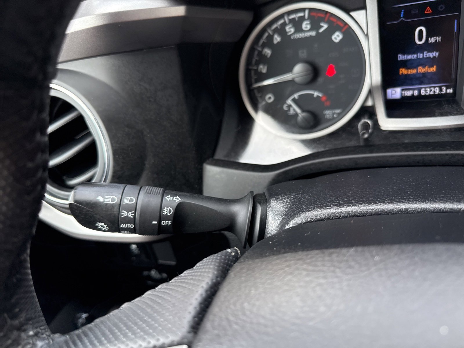 Used 2022 Toyota Tacoma 4x4 Double Cab image 32