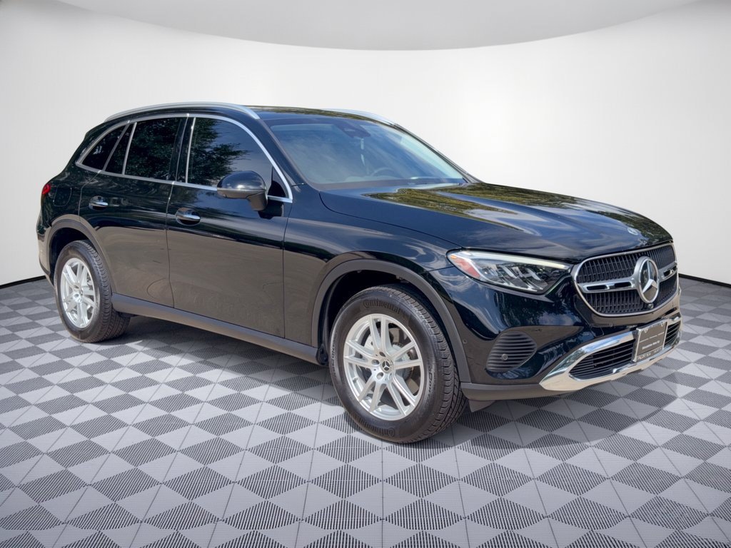 Used 2023 Mercedes-Benz GLC 300 4MATIC image 7