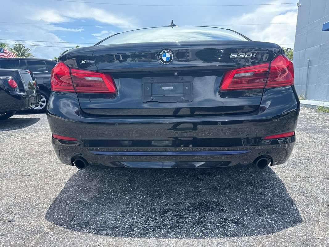 Used 2019 BMW 530i xDrive w/ Convenience Package AWD/4WD image 5