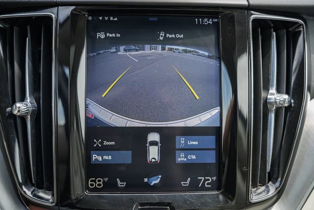 Used 2019 Volvo XC60 T5 Momentum w/ Multimedia Package AWD/4WD image 34