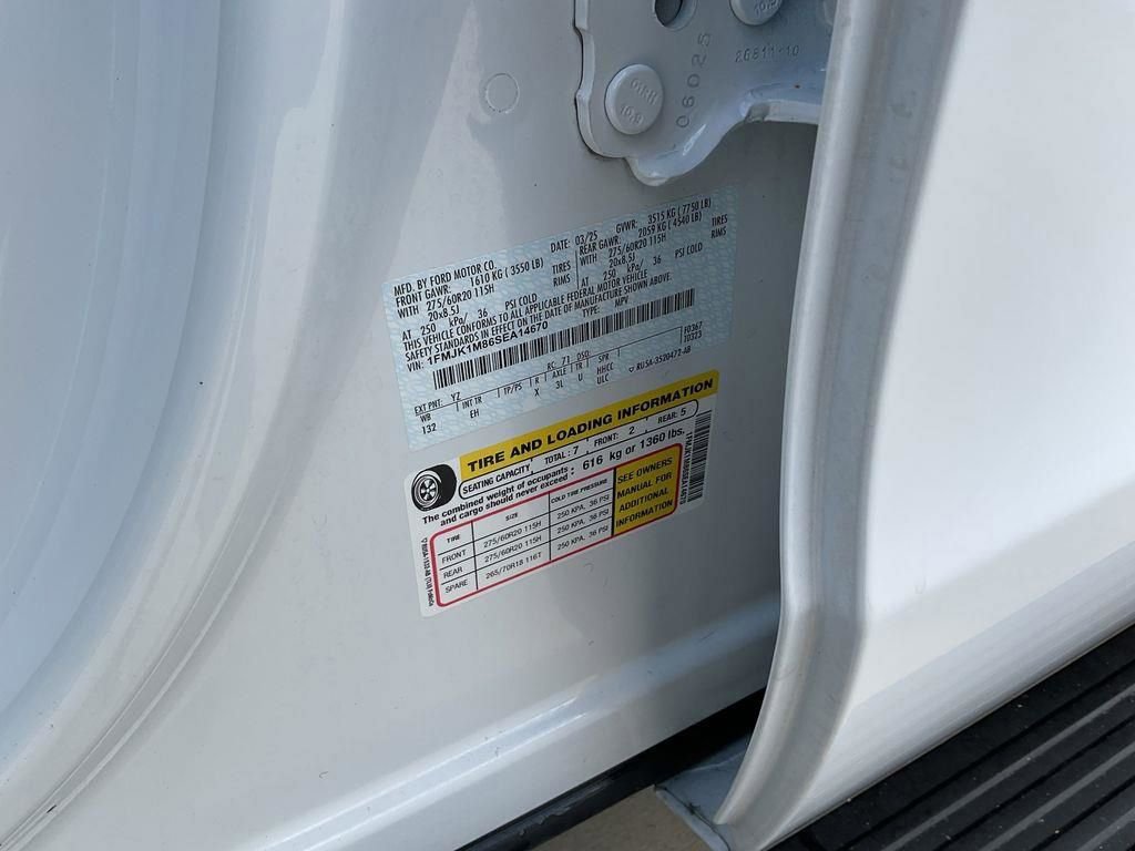 Used 2025 Ford Expedition Max Platinum image 39