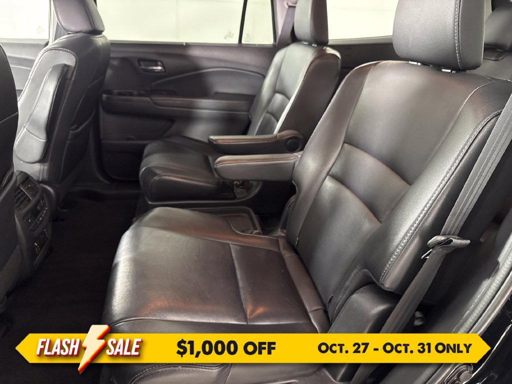 Used 2019 Honda Pilot Touring image 12
