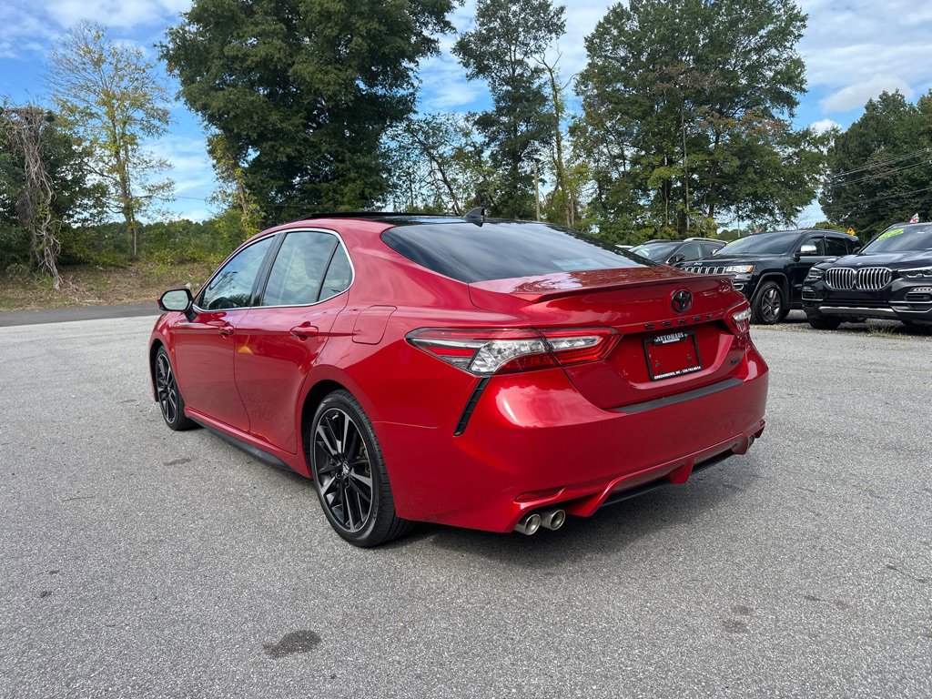 Used 2019 Toyota Camry XSE image 5