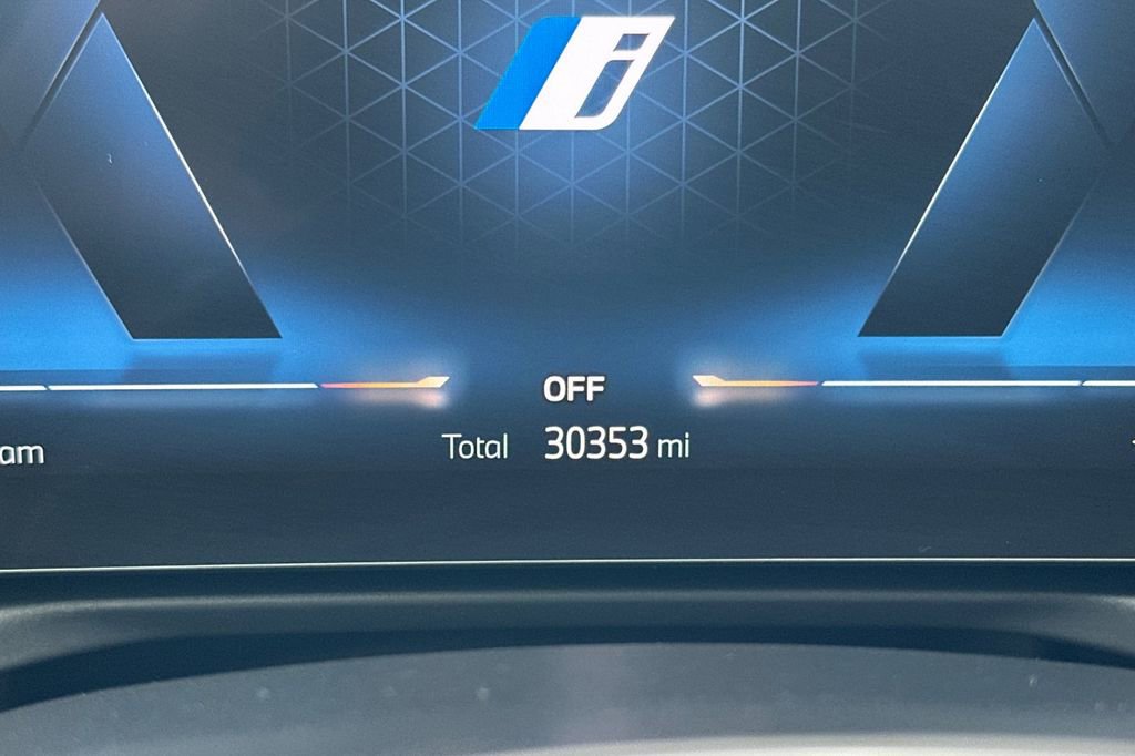 Used 2023 BMW i4 M50 w/ Premium Package image 27