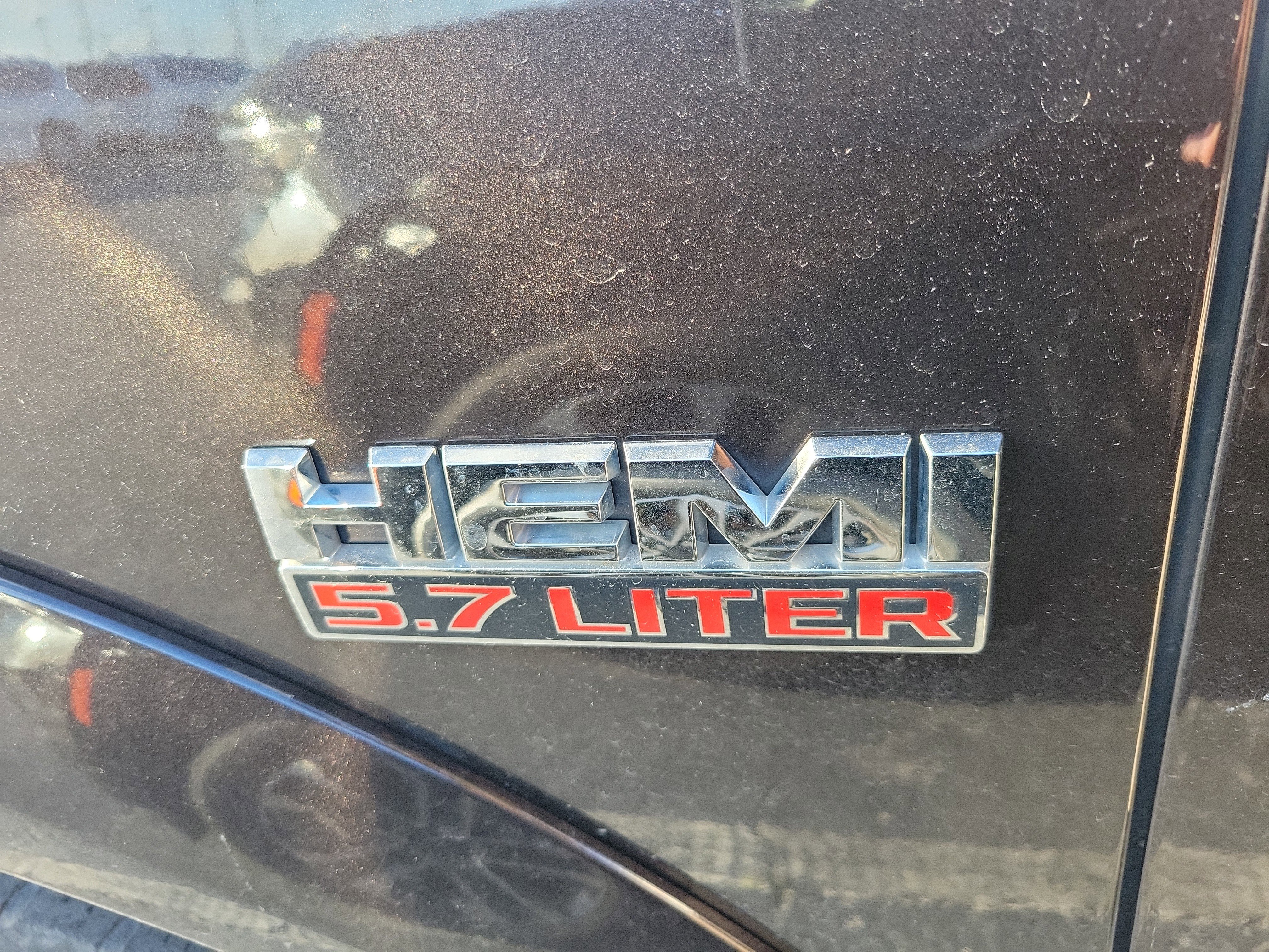 Used 2017 RAM 1500 Laramie w/ Convenience Group image 11