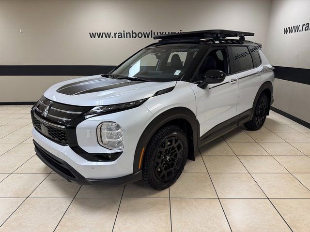 New 2026 Mitsubishi Outlander AWD image 3