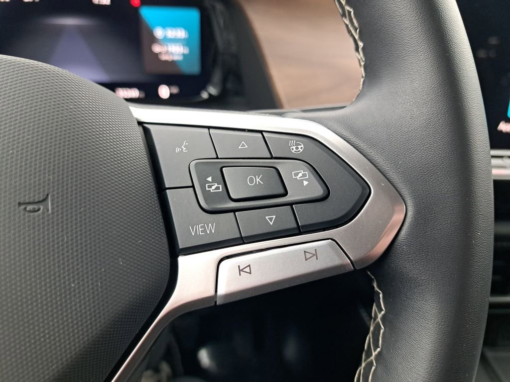 Used 2024 Volkswagen Atlas SE image 30