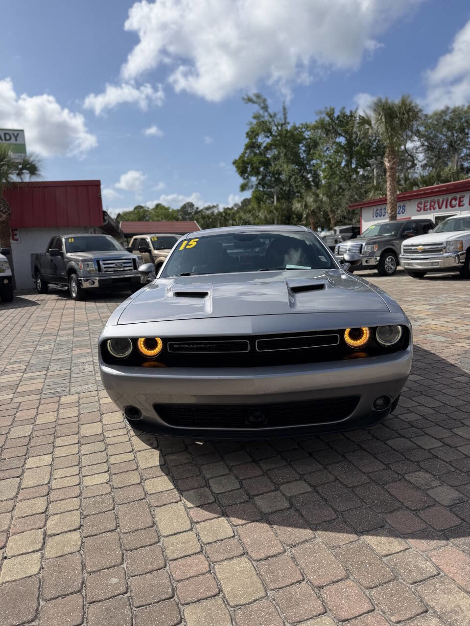 Used 2015 Dodge Challenger SXT Plus w/ Technology Group RWD image 1