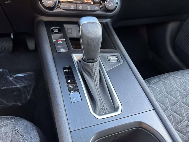 New 2026 Nissan Kicks SV w/ SV Premium Package image 24