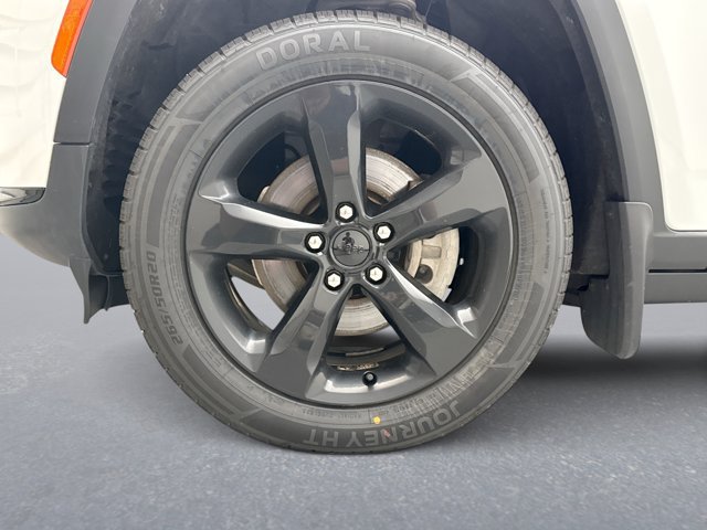 Used 2021 Jeep Grand Cherokee L Laredo AWD/4WD image 24