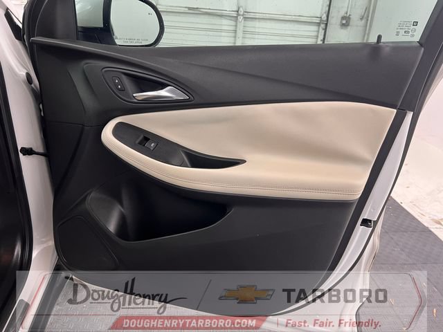 Used 2021 Buick Encore GX Essence w/ Advanced Technology Package FWD image 41