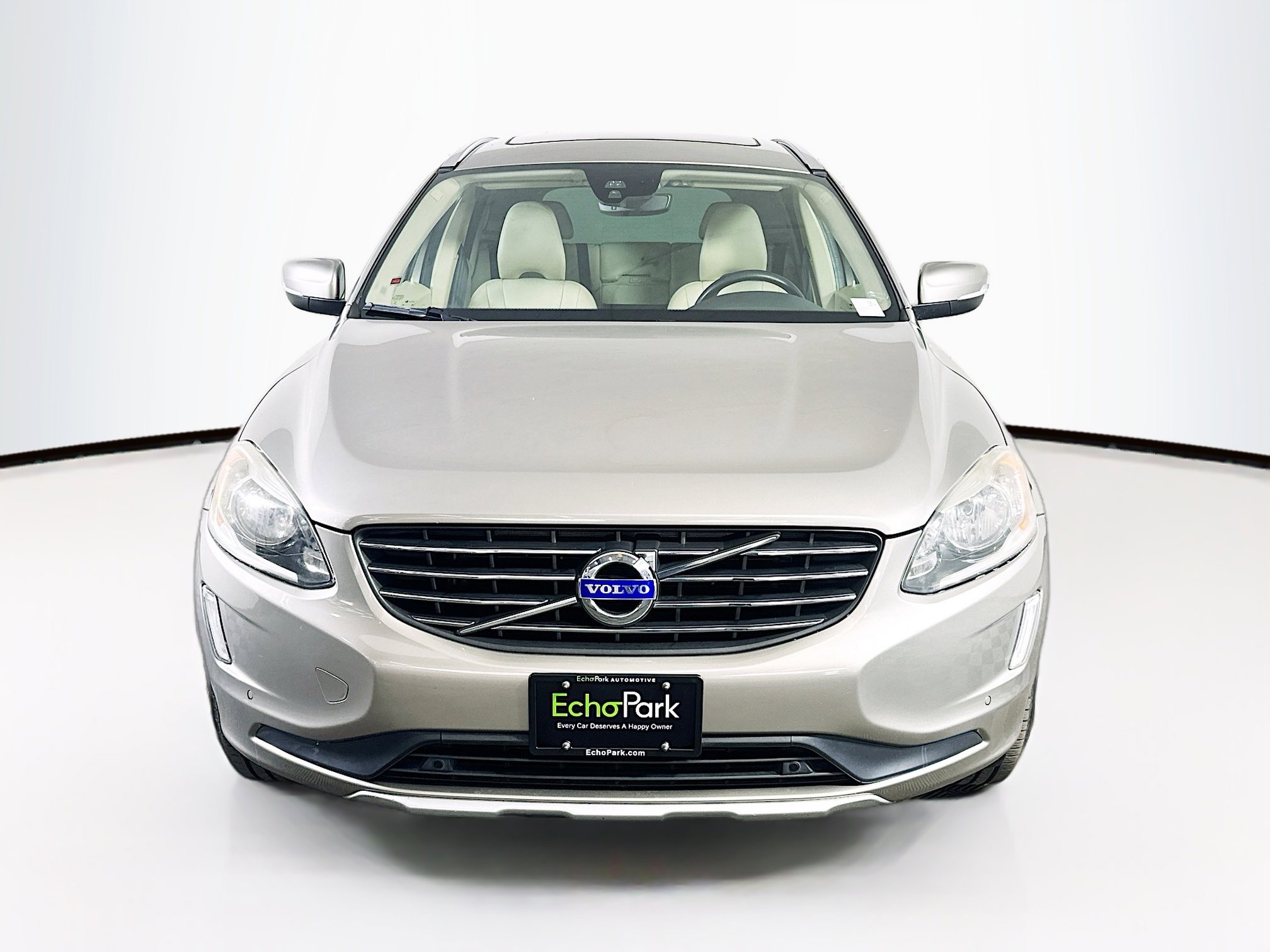 Used 2015 Volvo XC60 T5 Premier image 2