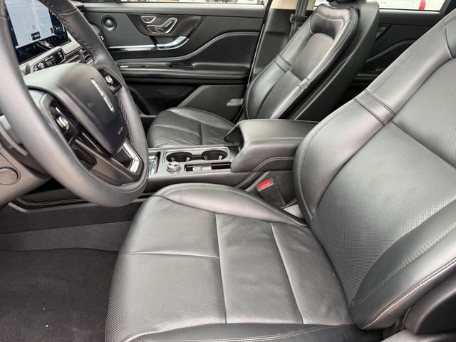 Used 2023 Lincoln Corsair Reserve w/ Equipment Group 202A AWD/4WD image 9