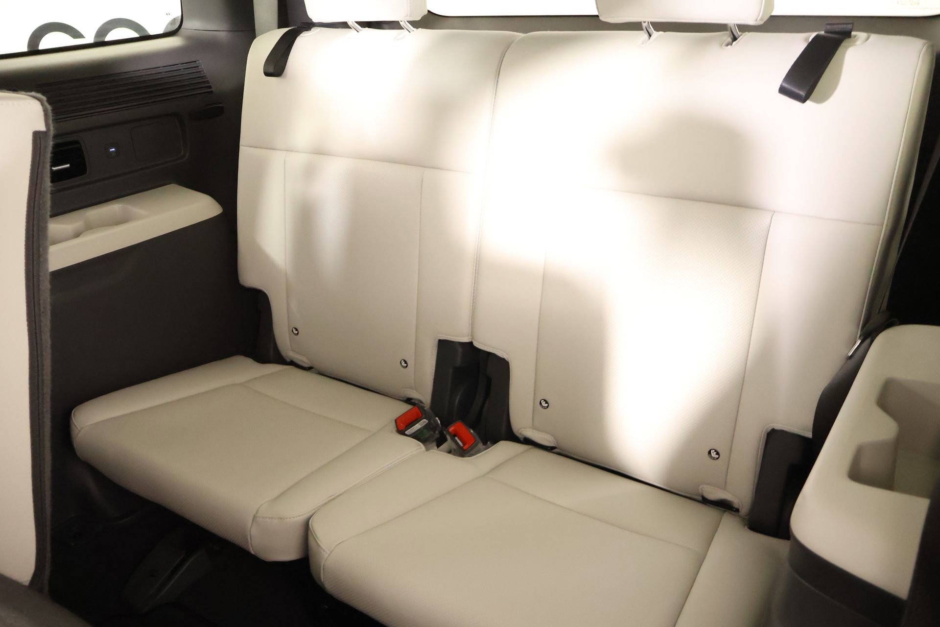 Certified 2026 Hyundai Santa Fe SEL image 12