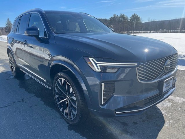 New 2026 Volvo XC90 B6 Plus w/ Protection Package Premier image 2