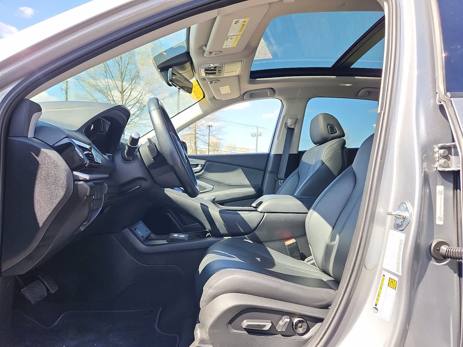 Used 2024 Acura RDX SH-AWD image 13