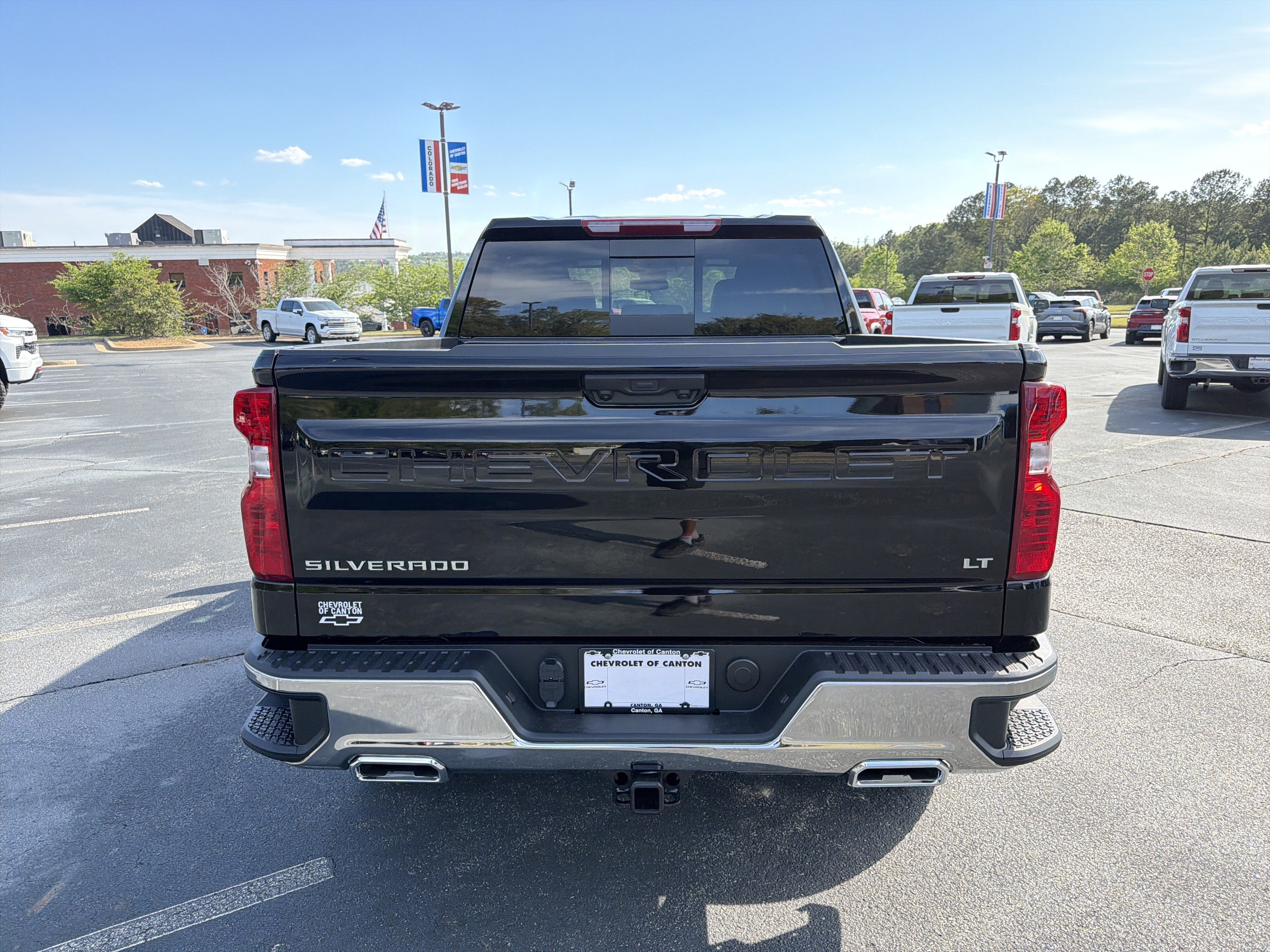 New 2026 Chevrolet Silverado 1500 LT w/ Z71 Off-Road Package AWD/4WD image 6