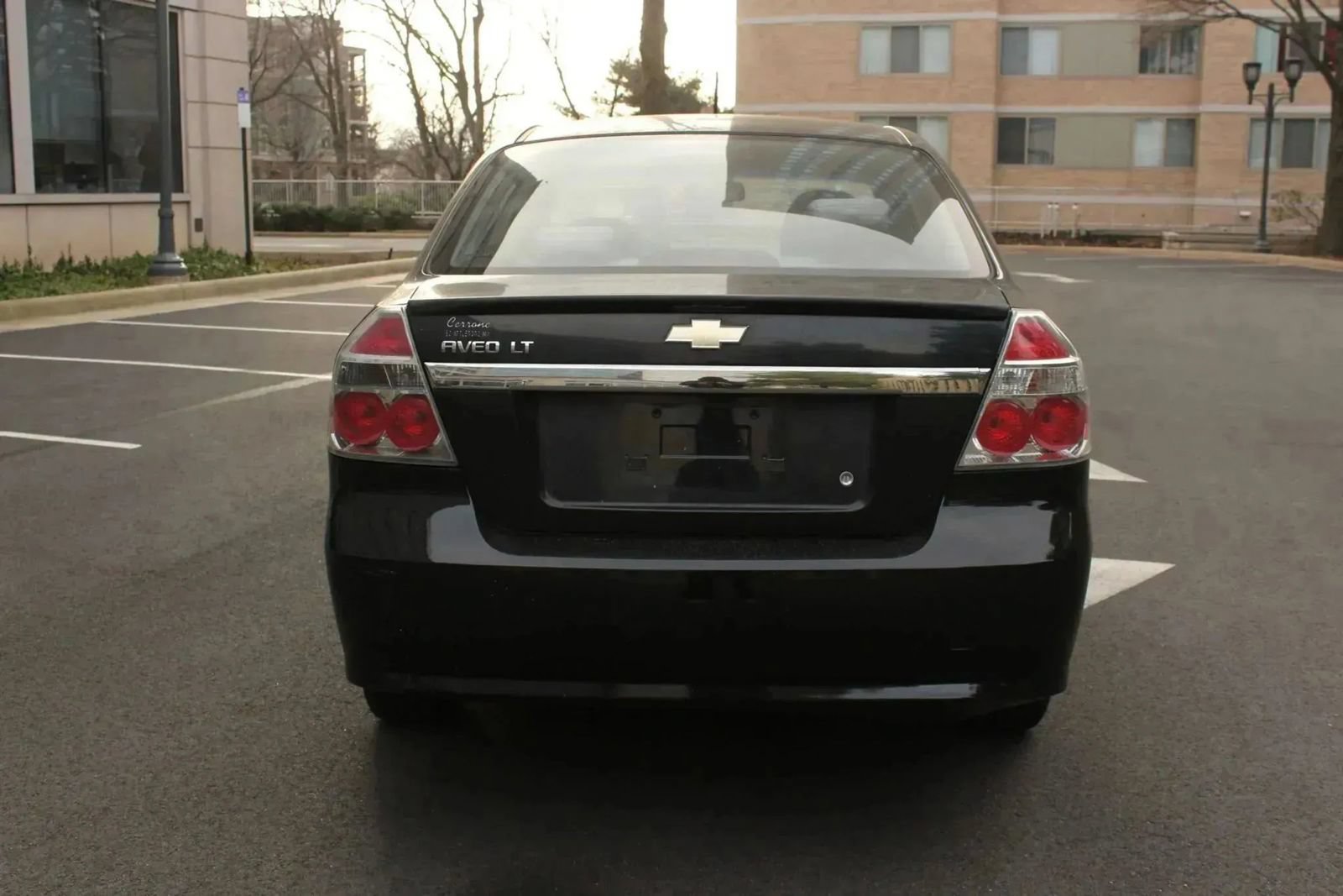 Used 2009 Chevrolet Aveo LT w/ Power and Convenience Package FWD image 5