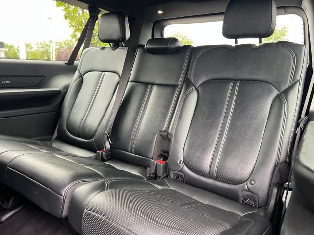 Used 2024 Jeep Wagoneer L Series II w/ Flexible Seating Group AWD/4WD image 36
