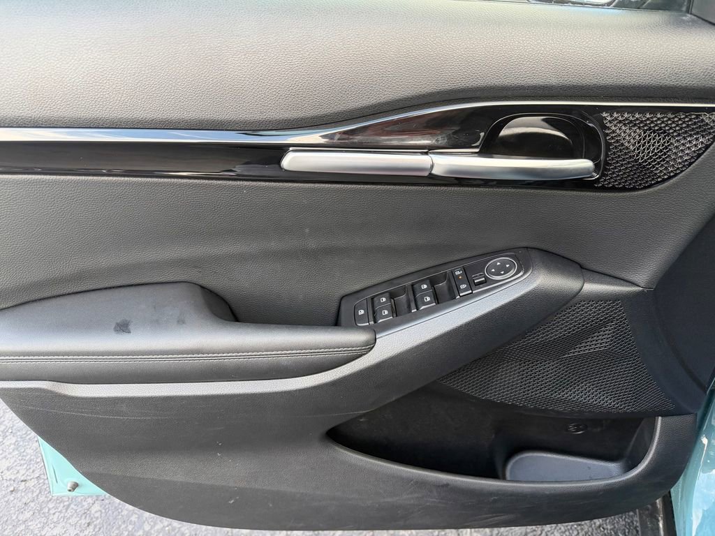 Used 2025 Kia Seltos S image 15
