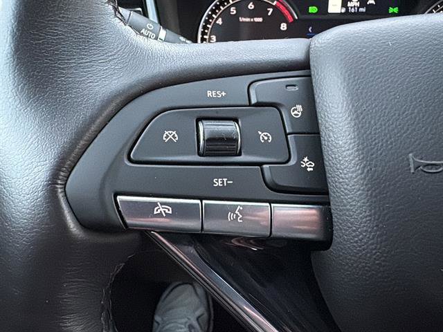 Used 2025 Cadillac XT6 Premium Luxury image 20