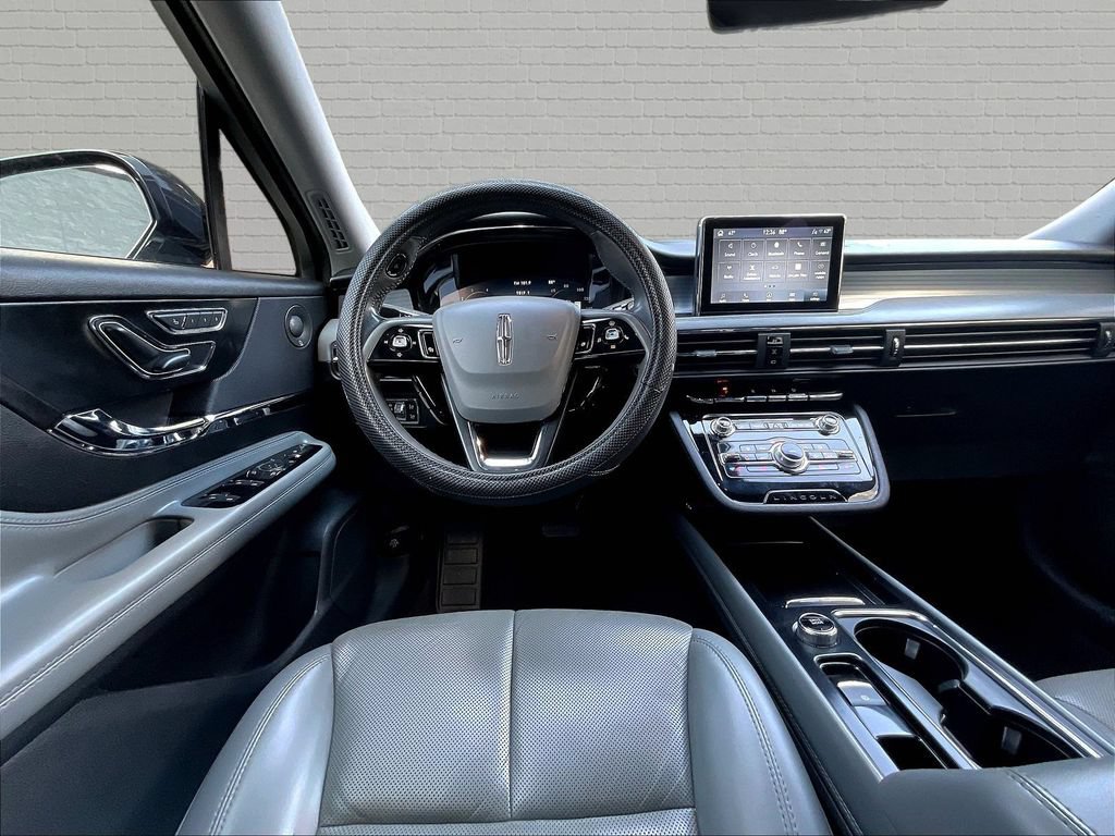 Used 2021 Lincoln Corsair Reserve FWD image 8