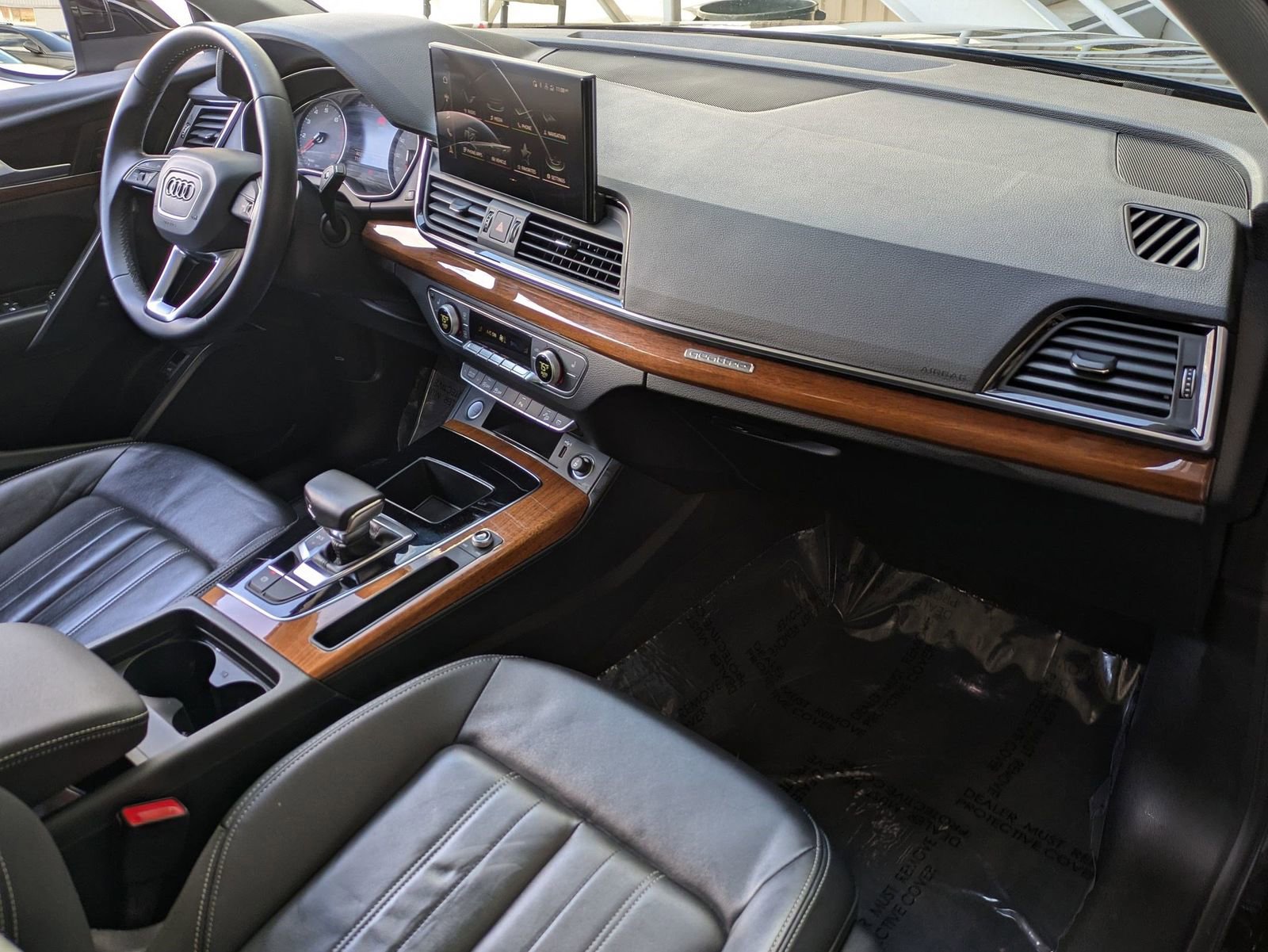 Used 2023 Audi Q5 2.0T Premium w/ Convenience Package image 21