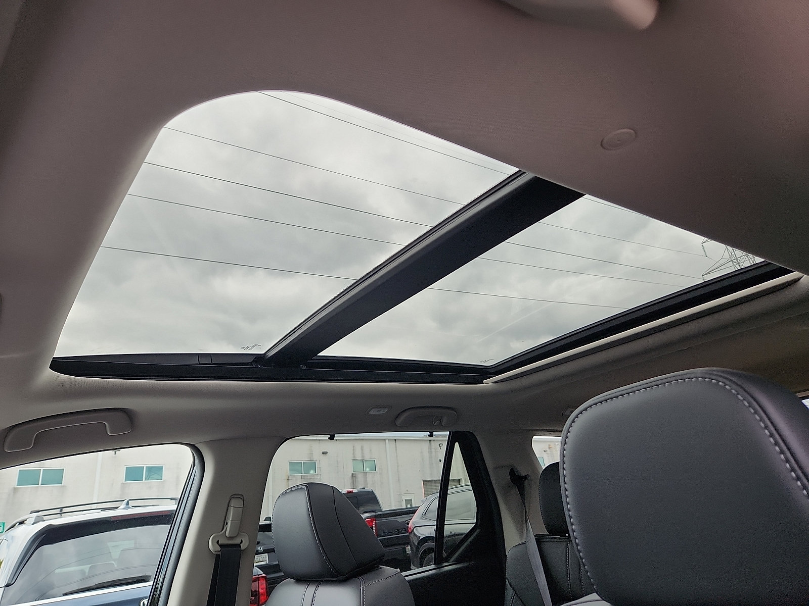 New 2026 Honda Pilot Touring image 10