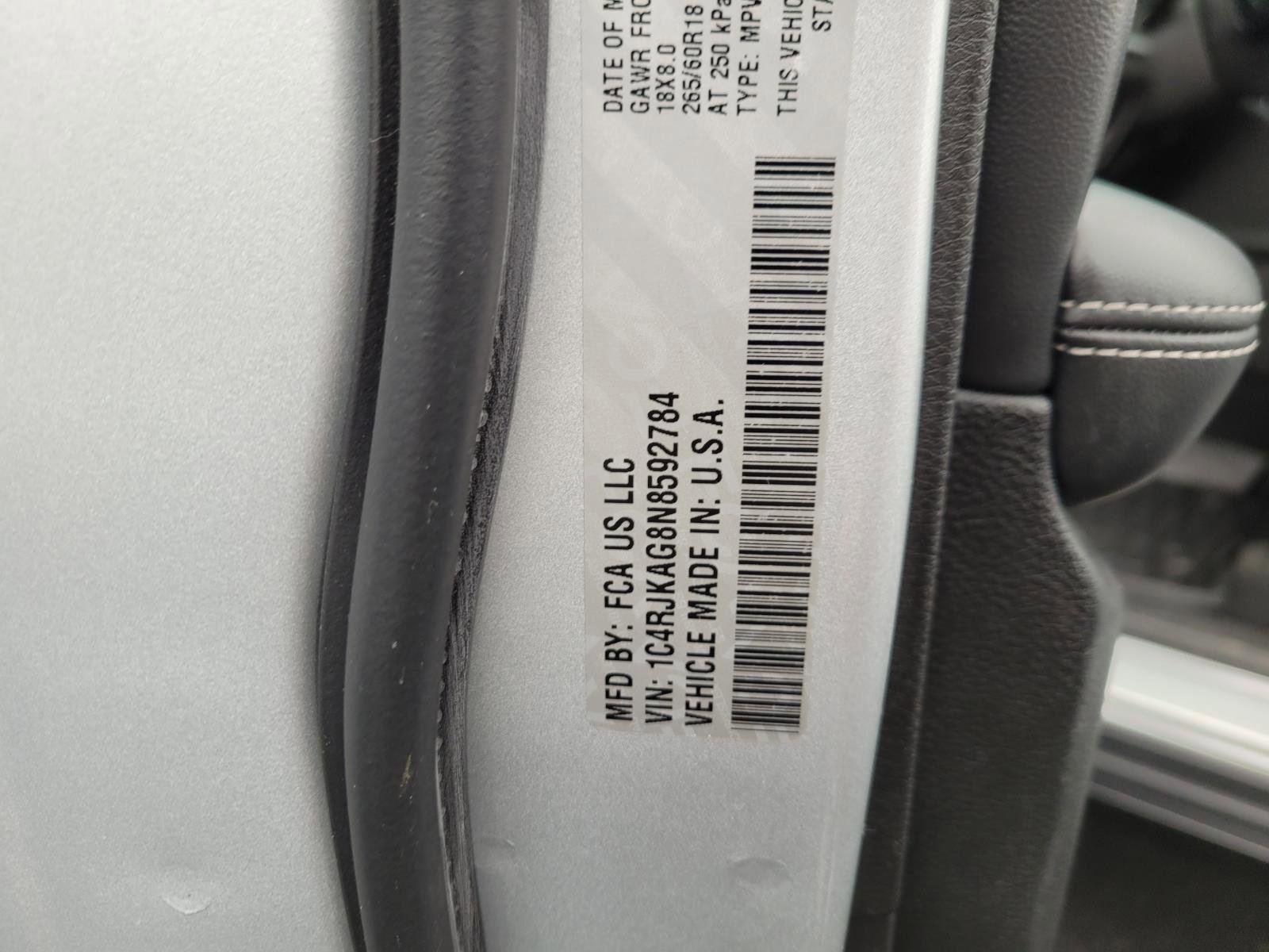 Used 2022 Jeep Grand Cherokee L Laredo w/ Luxury Tech Group I image 29