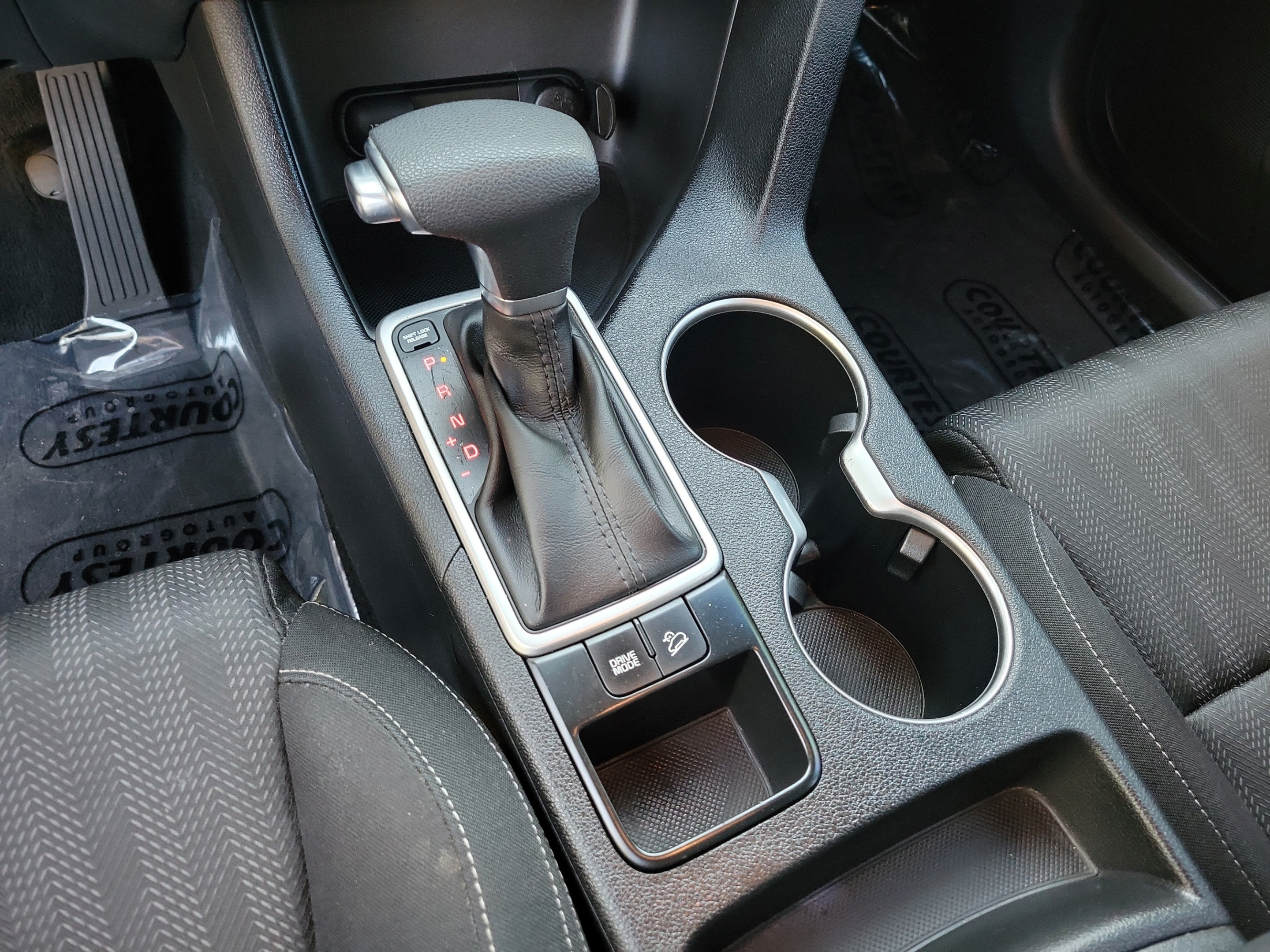 Used 2020 Kia Sportage LX FWD image 22