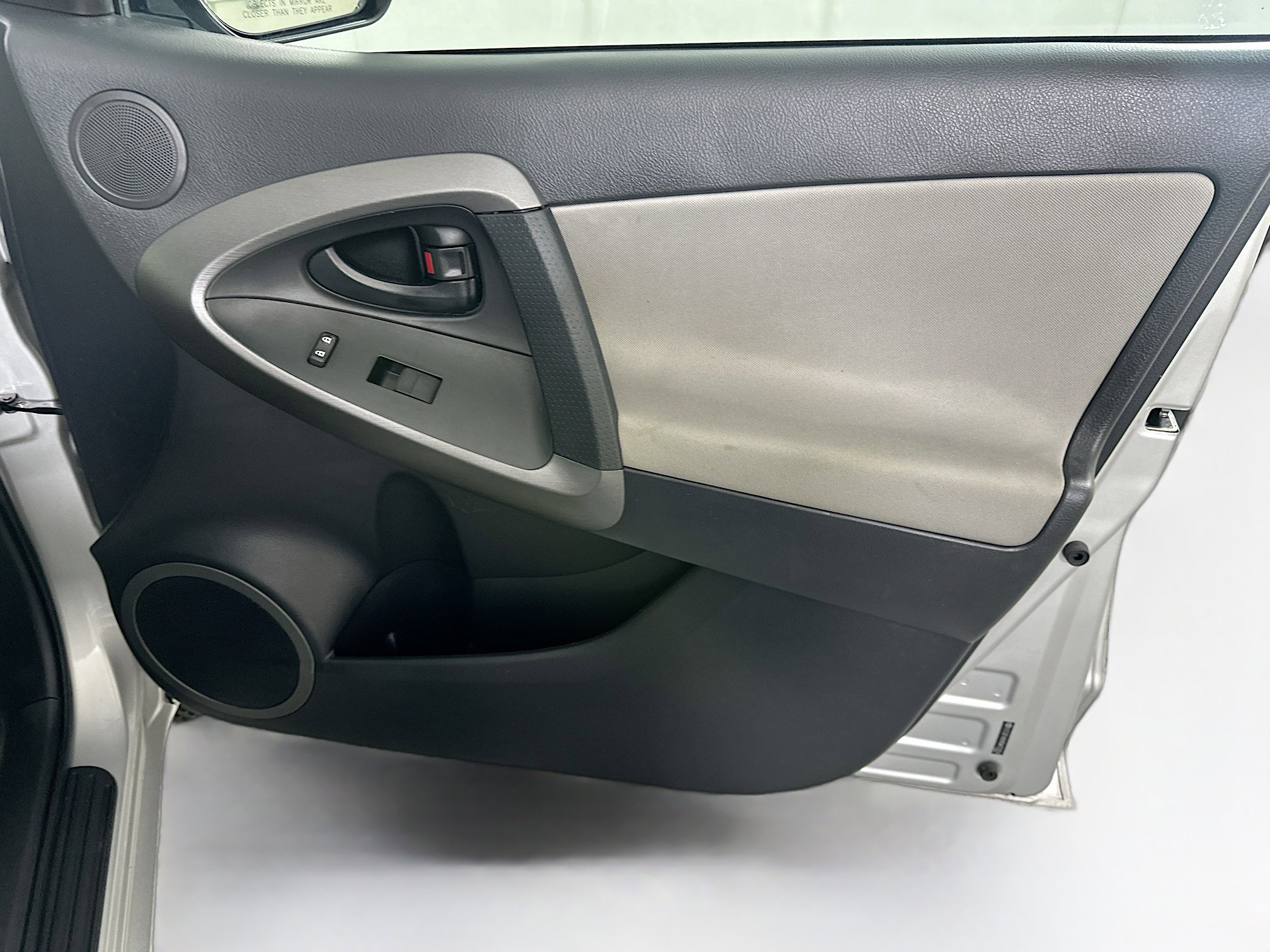 Used 2012 Toyota RAV4 FWD w/ Value Pkg image 28