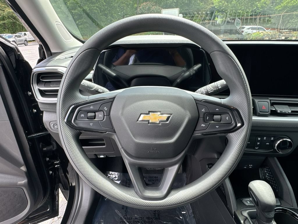 Used 2026 Chevrolet TrailBlazer LS w/ LS Convenience Package FWD image 16