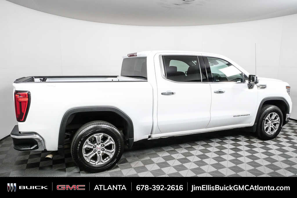 Used 2025 GMC Sierra 1500 SLT image 2