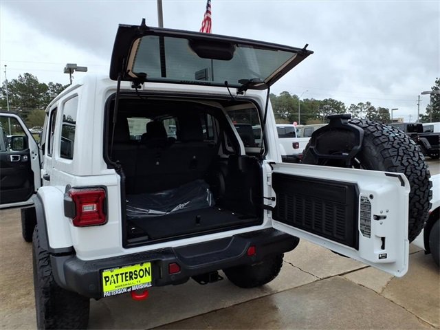 New 2026 Jeep Wrangler Unlimited Rubicon image 19