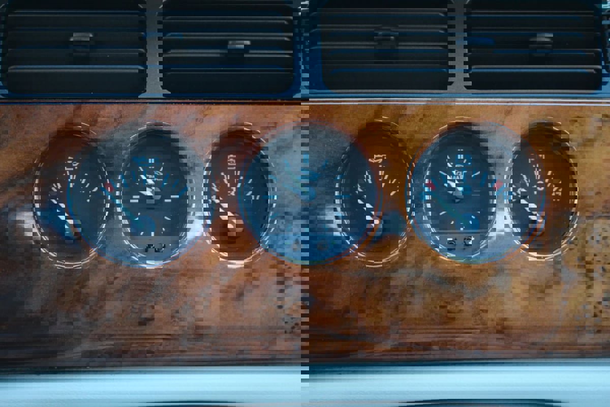 Used 2000 Jaguar XK8 Convertible image 25