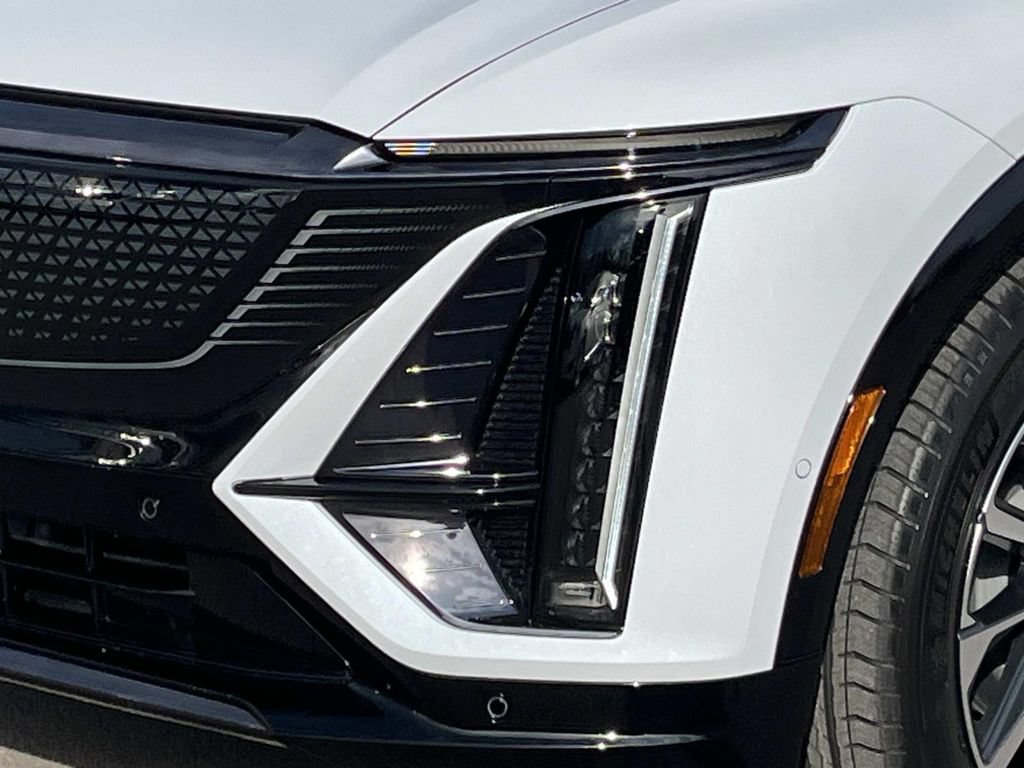 New 2026 Cadillac Lyriq Premium Sport RWD image 9
