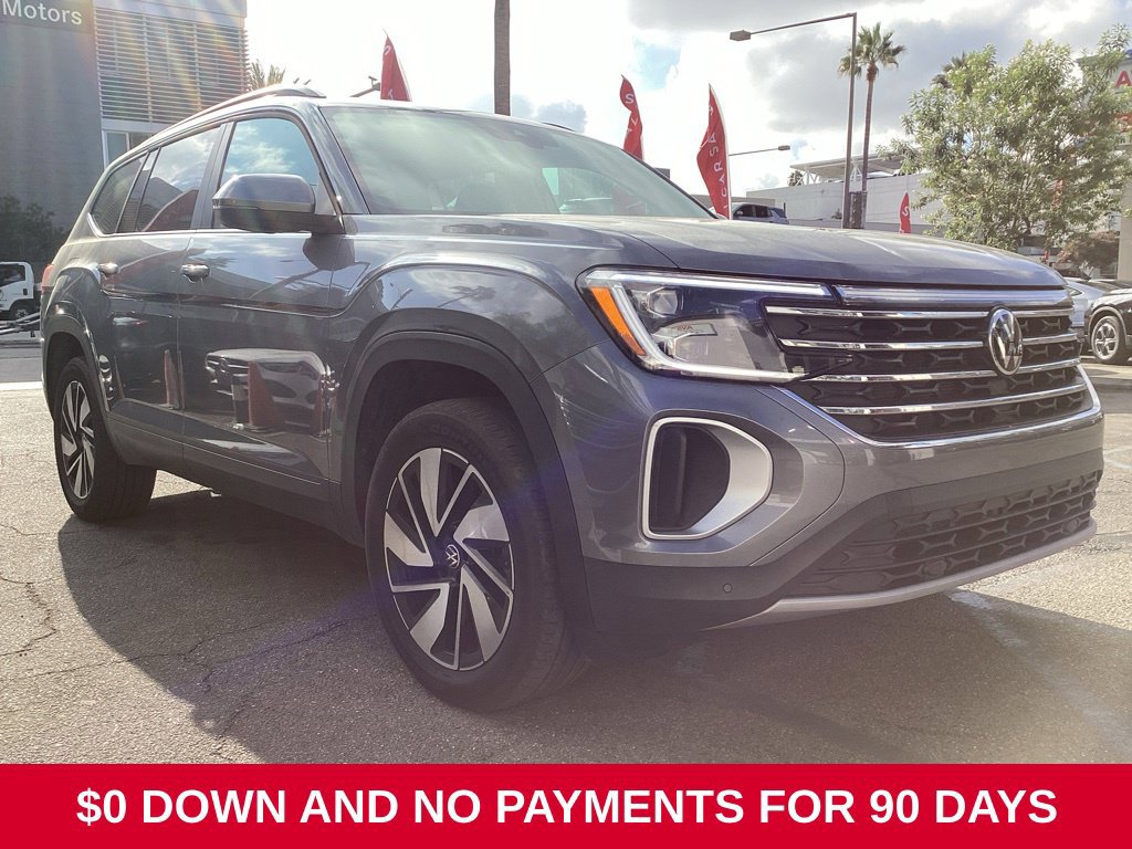 Used 2025 Volkswagen Atlas SE FWD image 2
